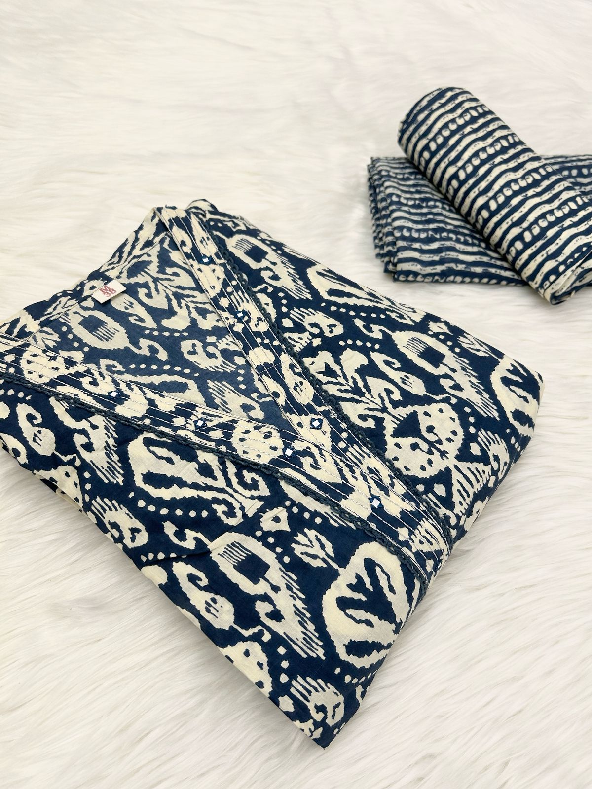 SMOKE SHADOW SUIT SETS