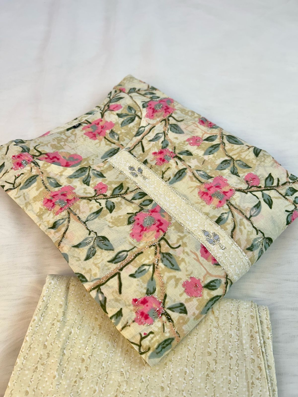AMBER LEAF SUIT SETS