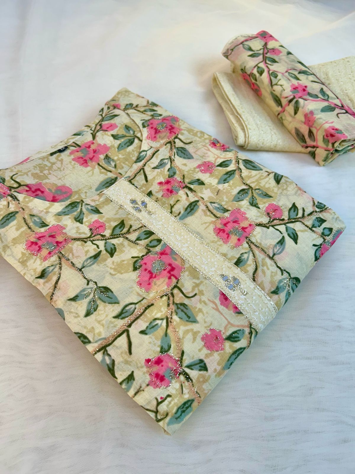 AMBER LEAF SUIT SETS