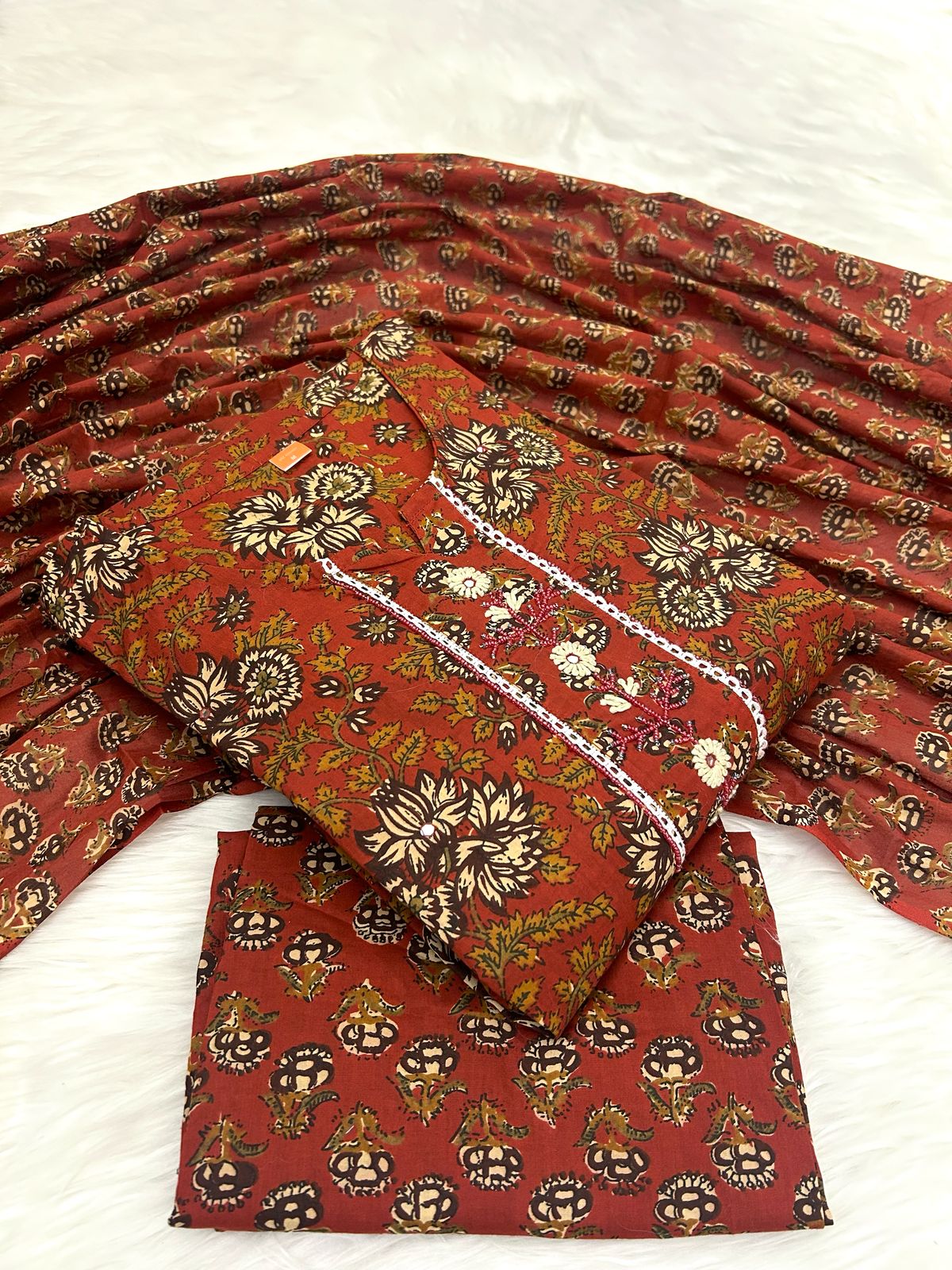 TIMBER TRAIL SUIT SETS