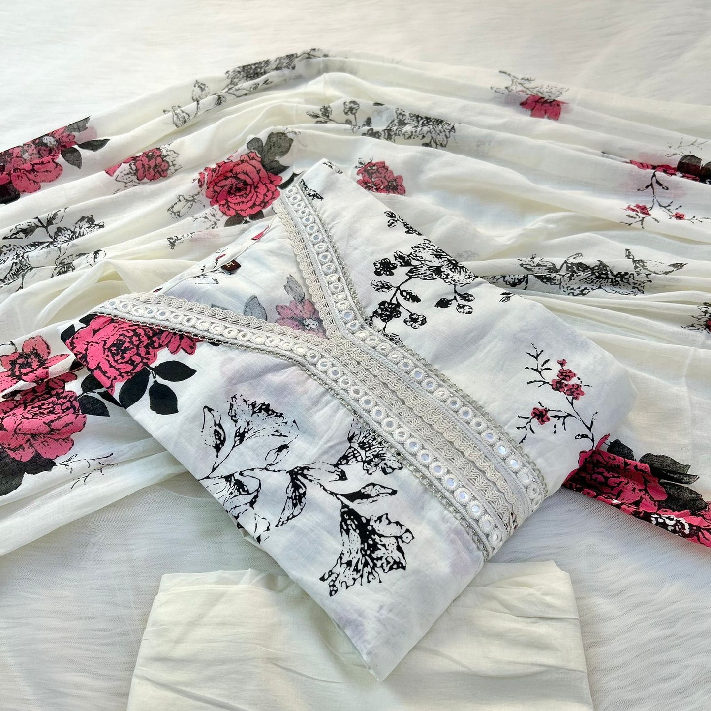 MEHR WHITE SUIT SET