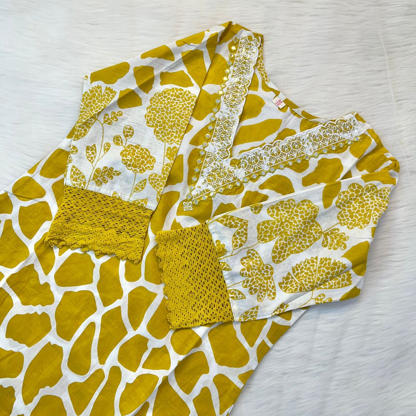 MEHR YELLOW SUIT SET