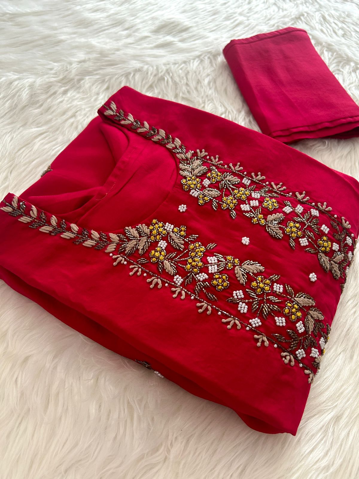 RED RUSH SUIT SET
