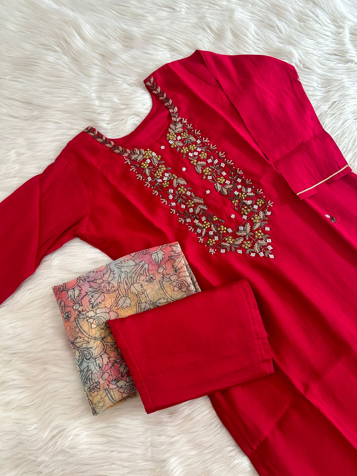 RED RUSH SUIT SET