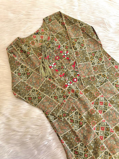 LUSHCORE SUIT SETS