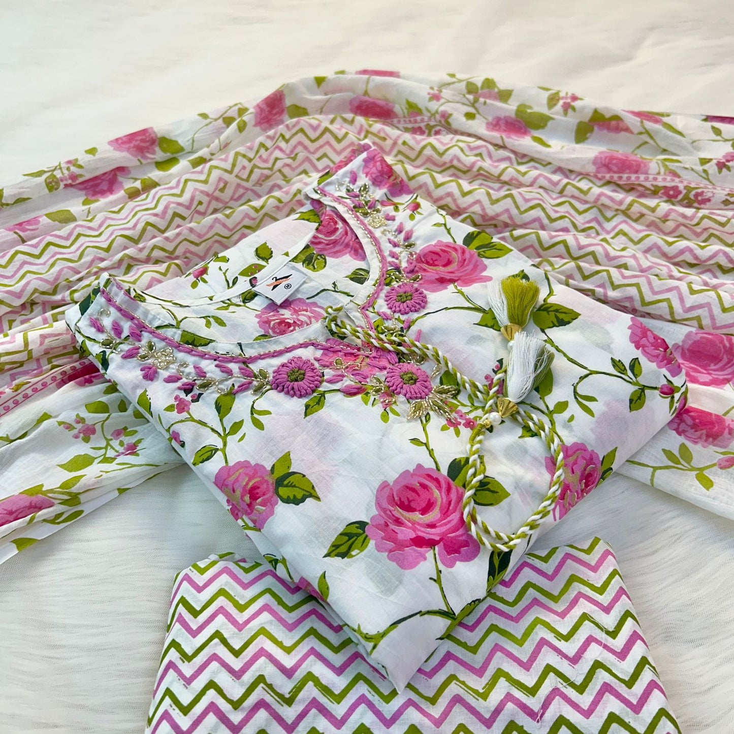 NOOR WHITE SUIT SET
