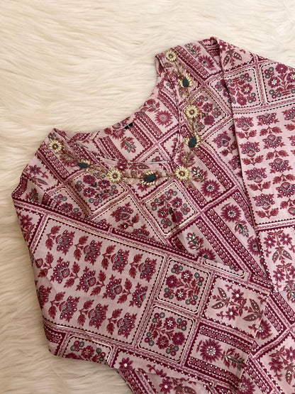 SOFT ROSE SUIT SETS