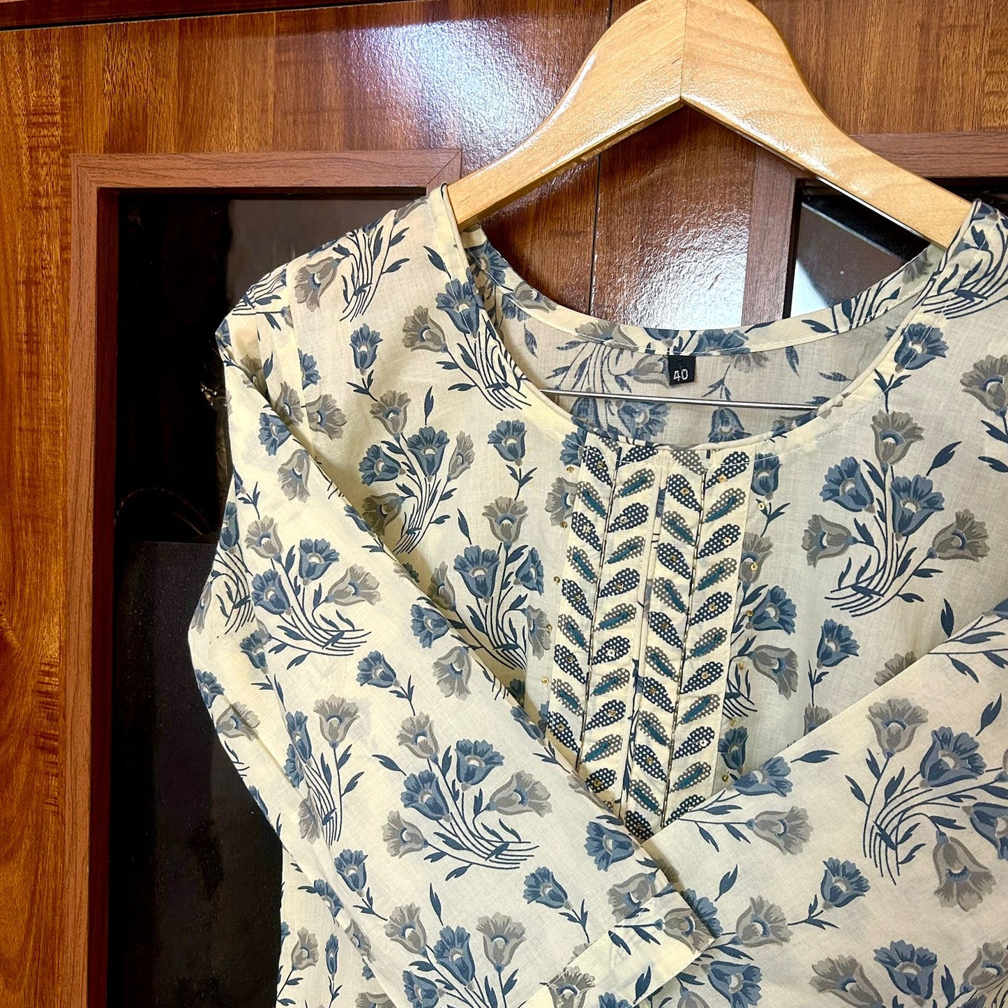 WHITE ON WHITE SUIT SETS