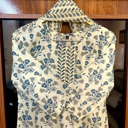 WHITE ON WHITE SUIT SETS