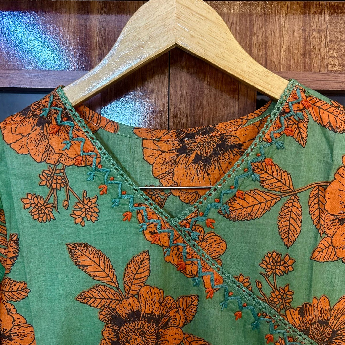 FIZA OLIVE ANGRAKHA  SUIT SET