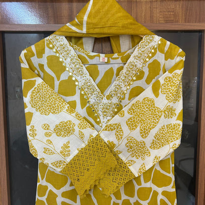 MEHR YELLOW SUIT SET