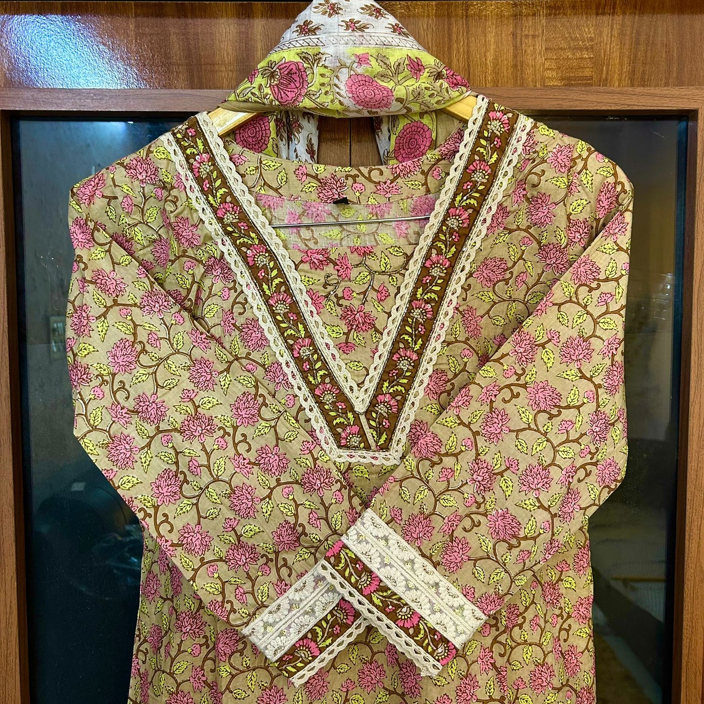 SANDY SHORES SUIT SETS