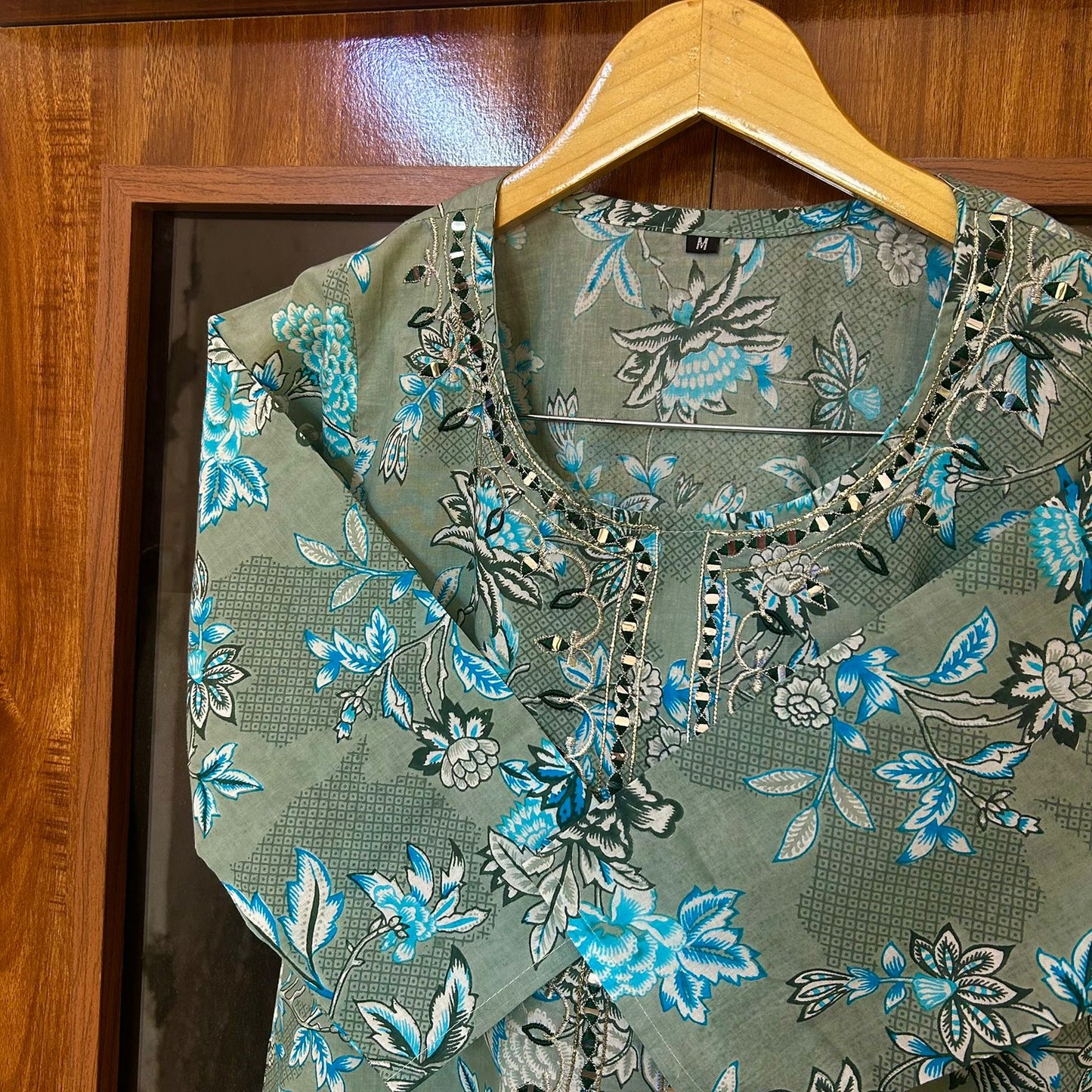 SMOKEY ELEGANCE SUIT SET