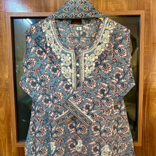 SLATE CHIC SUIT SETS