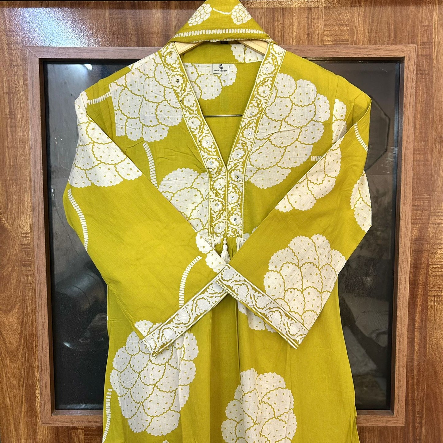 JHALAK YELLOW SUIT SET